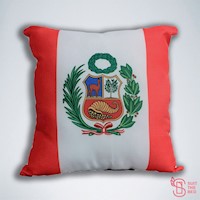 Suit The Bed - Cojín bandera Perú - 40x40cm
